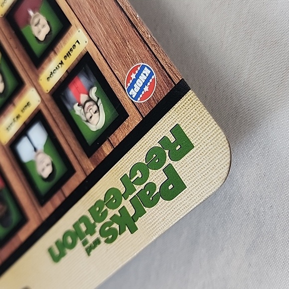 Super 7 "Parks and Recreation" Leslie Knope Action Figurine - Picture 9 of 11